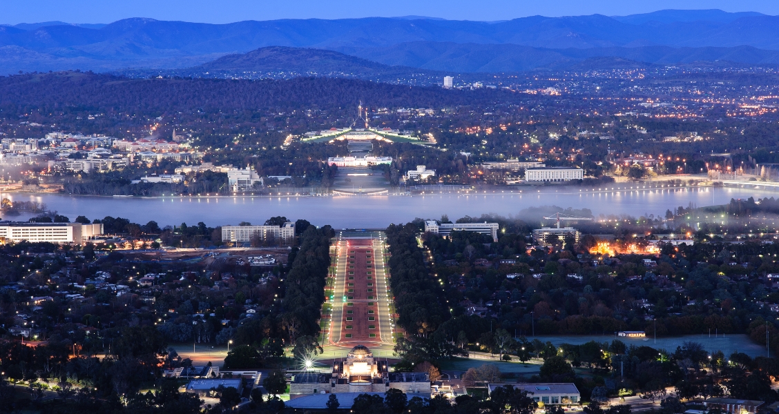interesting places to visit canberra
